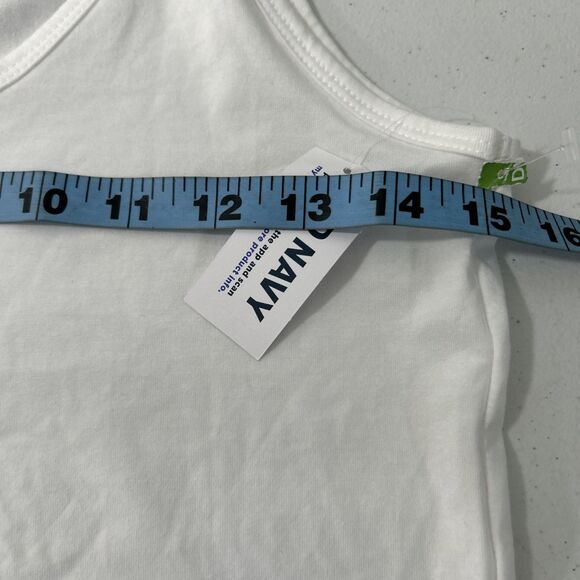 Old Navy Tank Top Womens S White Minimalist Feminine Summer Capsule‎ - Picture 7 of 8